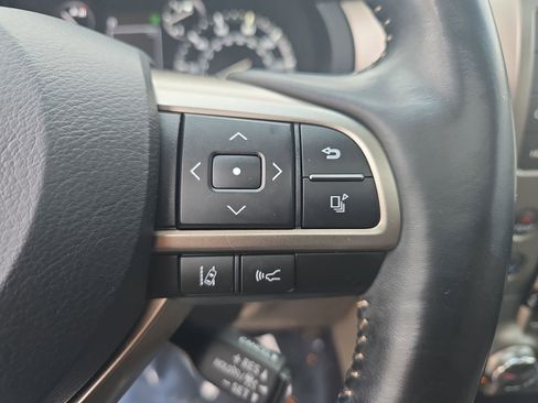 Used 2021 Lexus GX 460 Premium image 18