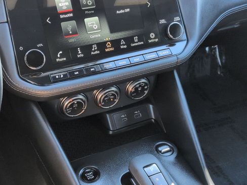 Used 2024 Nissan Z Performance w/ Floor Mat Package image 25