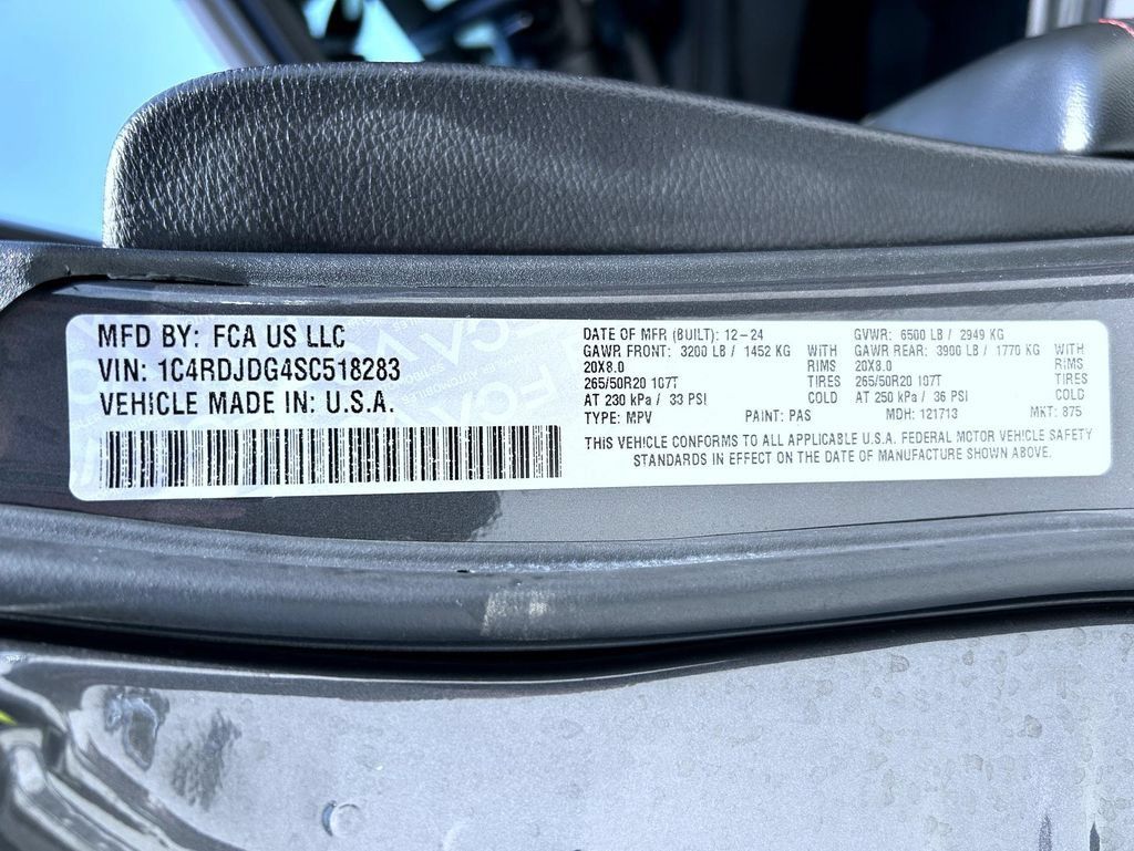 Used 2025 Dodge Durango GT w/ Blacktop Package AWD/4WD image 28