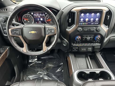Used 2019 Chevrolet Silverado 1500 High Country image 8