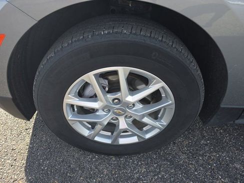 Used 2024 Chevrolet Equinox LT image 8