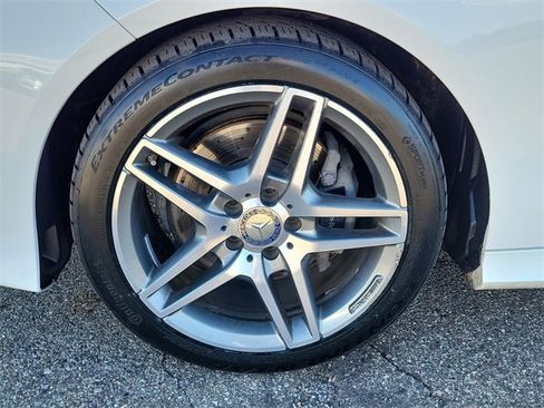 Used 2015 Mercedes-Benz E 350 4MATIC Sedan image 7