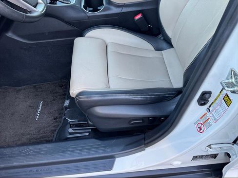 Used 2020 Subaru Outback Limited image 8