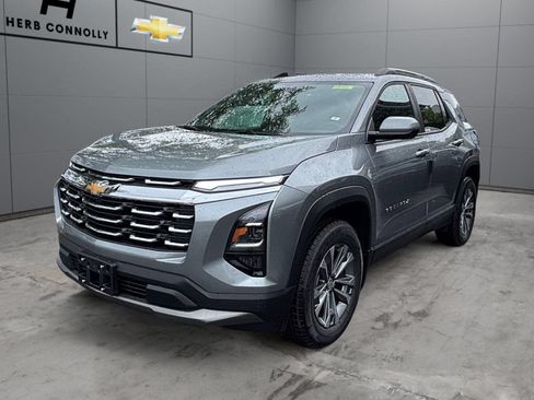 New 2026 Chevrolet Equinox LT w/ Convenience Package II AWD/4WD image 1