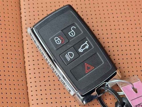 New 2026 Jaguar F-PACE R-Dynamic S image 45