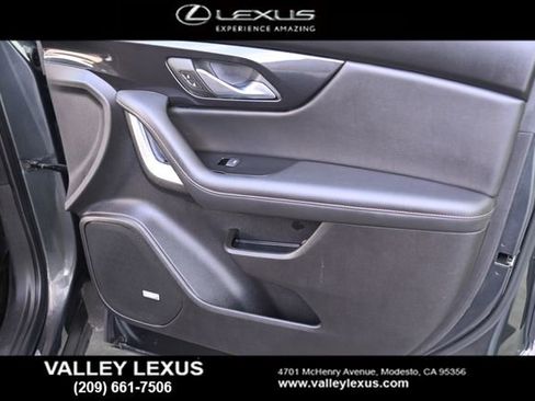 Used 2020 Chevrolet Blazer Premier FWD image 18