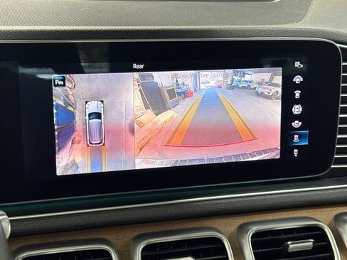 Used 2020 Mercedes-Benz GLE 350 4MATIC image 22