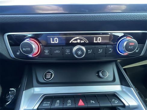 Used 2021 Audi Q3 2.0T Premium Plus w/ Premium Plus Package image 23