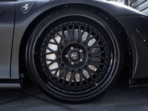 Used 2022 Ferrari SF90 Stradale image 34