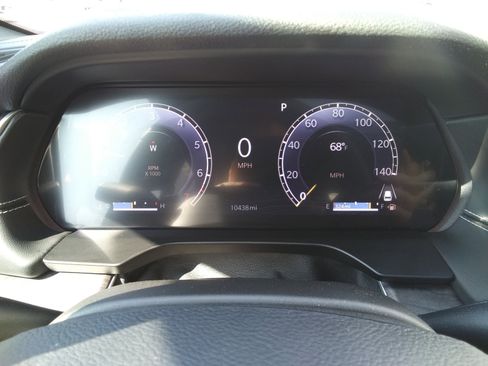 Used 2024 Jeep Grand Cherokee Limited image 17