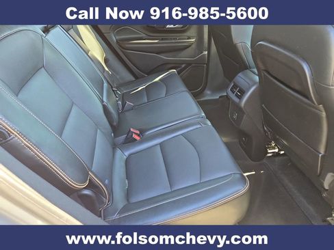 Used 2024 GMC Terrain AT4 image 29