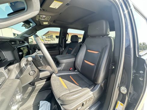 Certified 2024 GMC Sierra 1500 AT4 w/ Technology Package AWD/4WD image 20