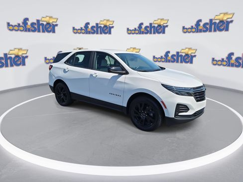 Certified 2024 Chevrolet Equinox LS w/ Sport Edition AWD/4WD image 3