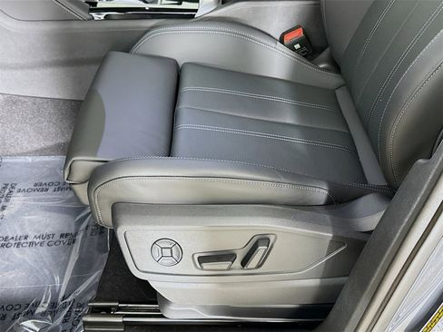 New 2025 Audi Q5 Premium Plus image 19