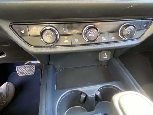 Certified 2023 Honda HR-V Sport image 17