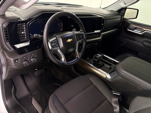 Used 2026 Chevrolet Silverado 1500 LT w/ Protection Package AWD/4WD image 16