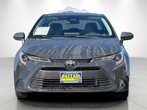 Used 2025 Toyota Corolla LE FWD image 8