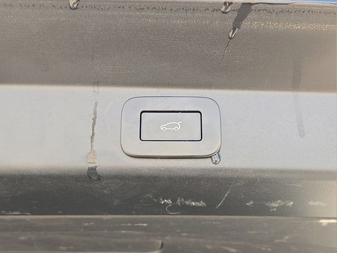 Used 2024 Land Rover Range Rover Sport Dynamic SE image 14