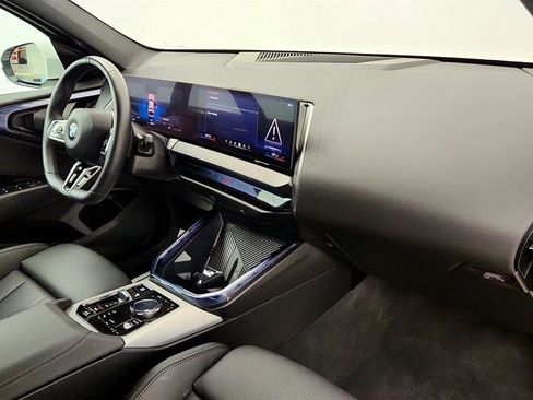 Used 2025 BMW X3 xDrive30i w/ M Sport Package AWD/4WD image 23