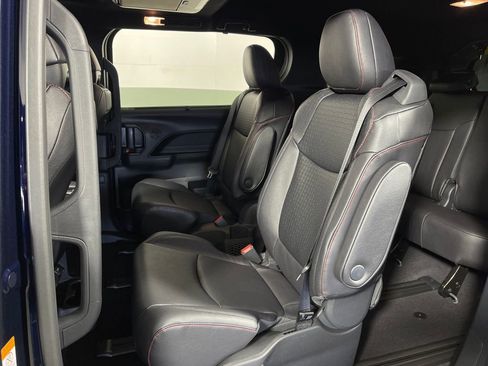 New 2026 Toyota Sienna XSE FWD image 13