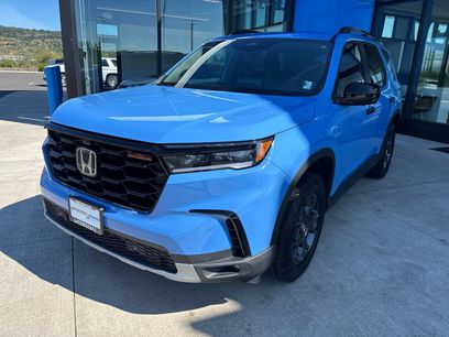 Used 2025 Honda Pilot TrailSport