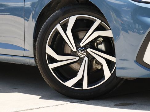 Certified 2026 Volkswagen Jetta SEL FWD image 3