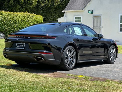 New 2025 Porsche Panamera 4 AWD/4WD image 8