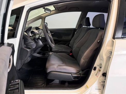 Used 2012 Honda Fit image 6