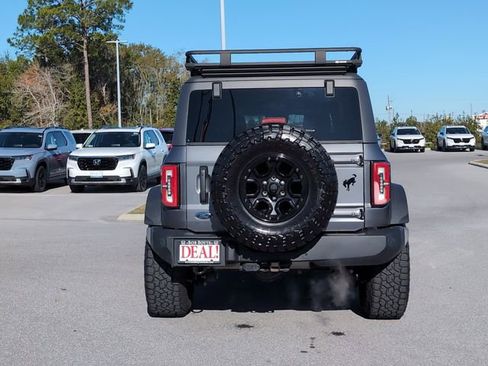 Used 2023 Ford Bronco Wildtrak image 4