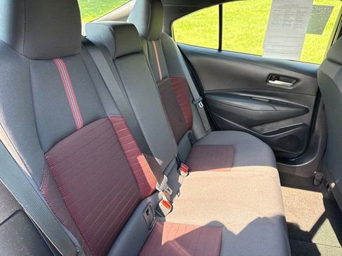 Used 2025 Toyota Corolla SE w/ SE Premium Package FWD image 14