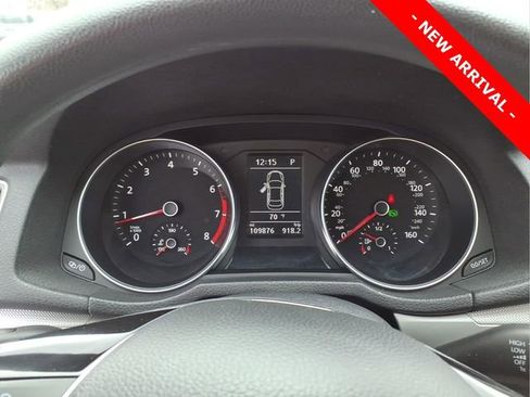 Used 2016 Volkswagen Passat 1.8T S image 17