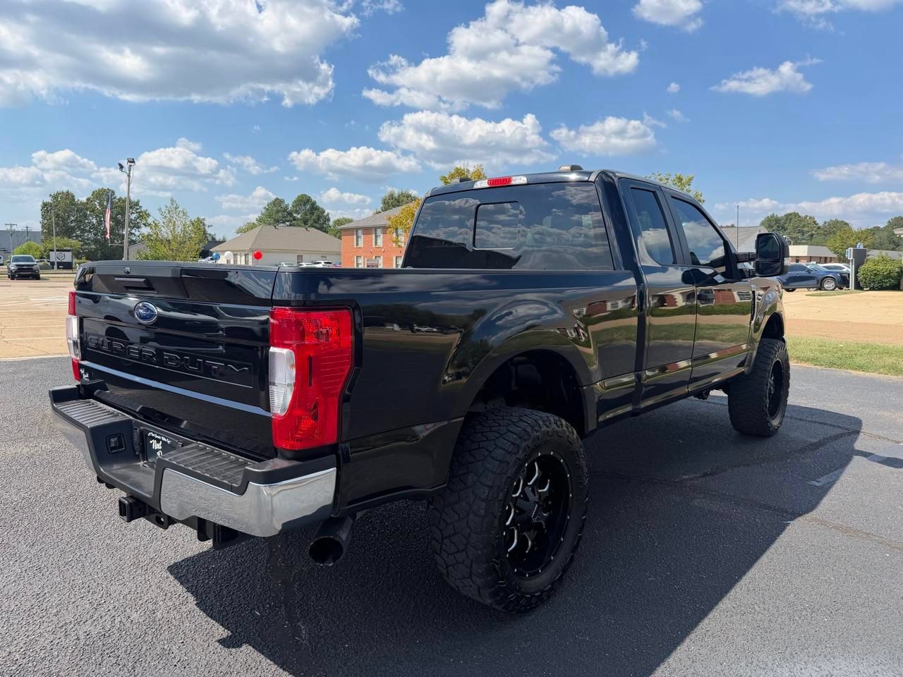Used 2022 Ford F250 XL w/ STX Appearance Package AWD/4WD image 4