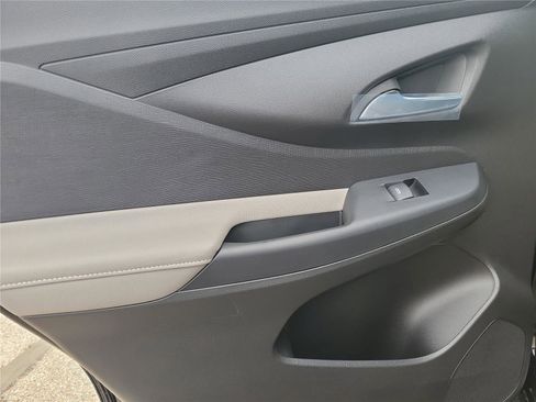 New 2026 Buick Envista Avenir image 9