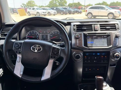 Used 2018 Toyota 4Runner Limited AWD/4WD image 26