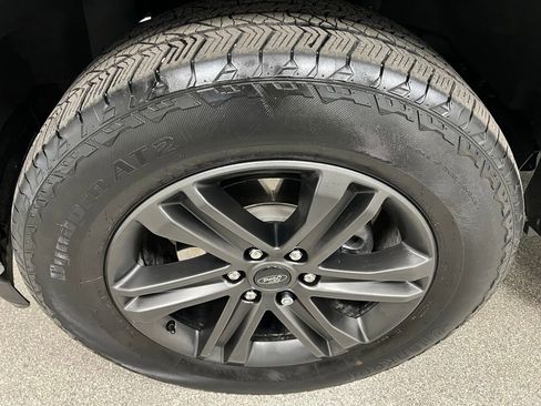 Used 2022 Ford F150 XLT w/ Equipment Group 302A High image 19