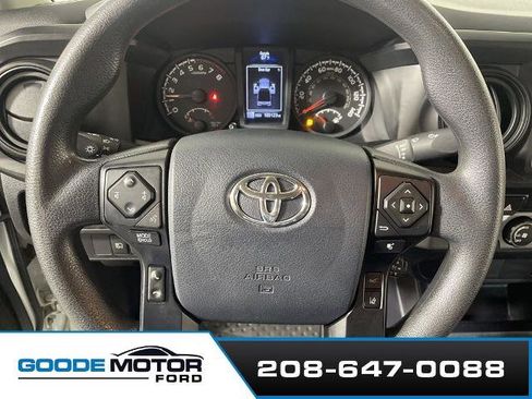 Used 2019 Toyota Tacoma SR w/ SX Package AWD/4WD image 15