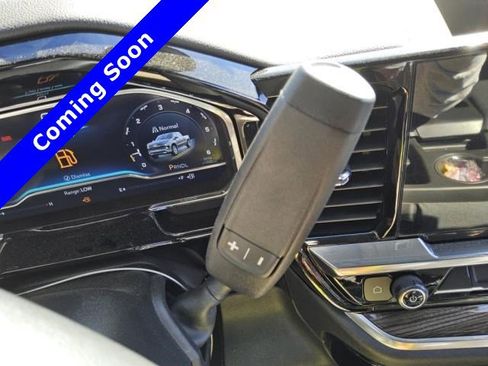 Used 2023 Chevrolet Silverado 1500 RST w/ Protection Package RWD image 12