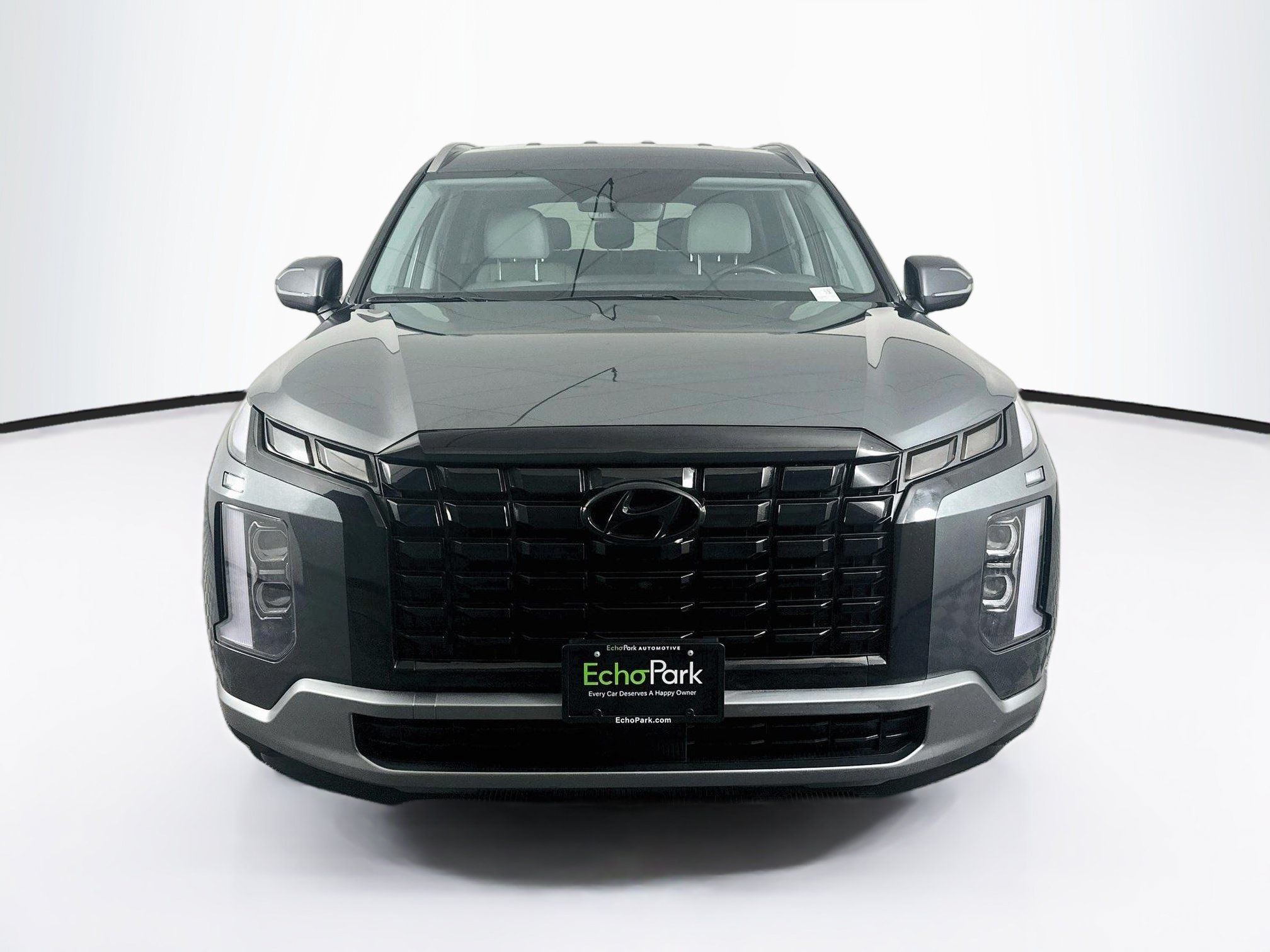 Used 2025 Hyundai Palisade SEL FWD image 2