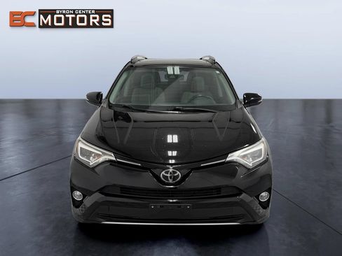 Used 2018 Toyota RAV4 Limited w/ All Weather Liner Package AWD/4WD image 8