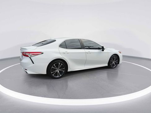 Certified 2020 Toyota Camry SE FWD image 8