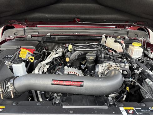 Certified 2022 Jeep Gladiator Mojave w/ LED Lighting Group image 36