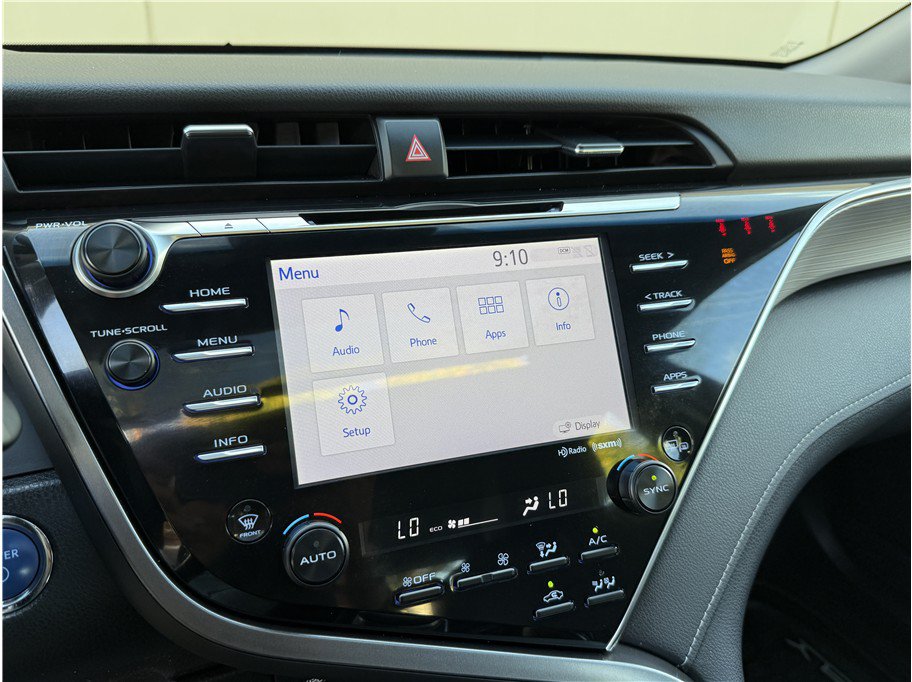 Used 2018 Toyota Camry SE w/ Audio Package FWD image 21