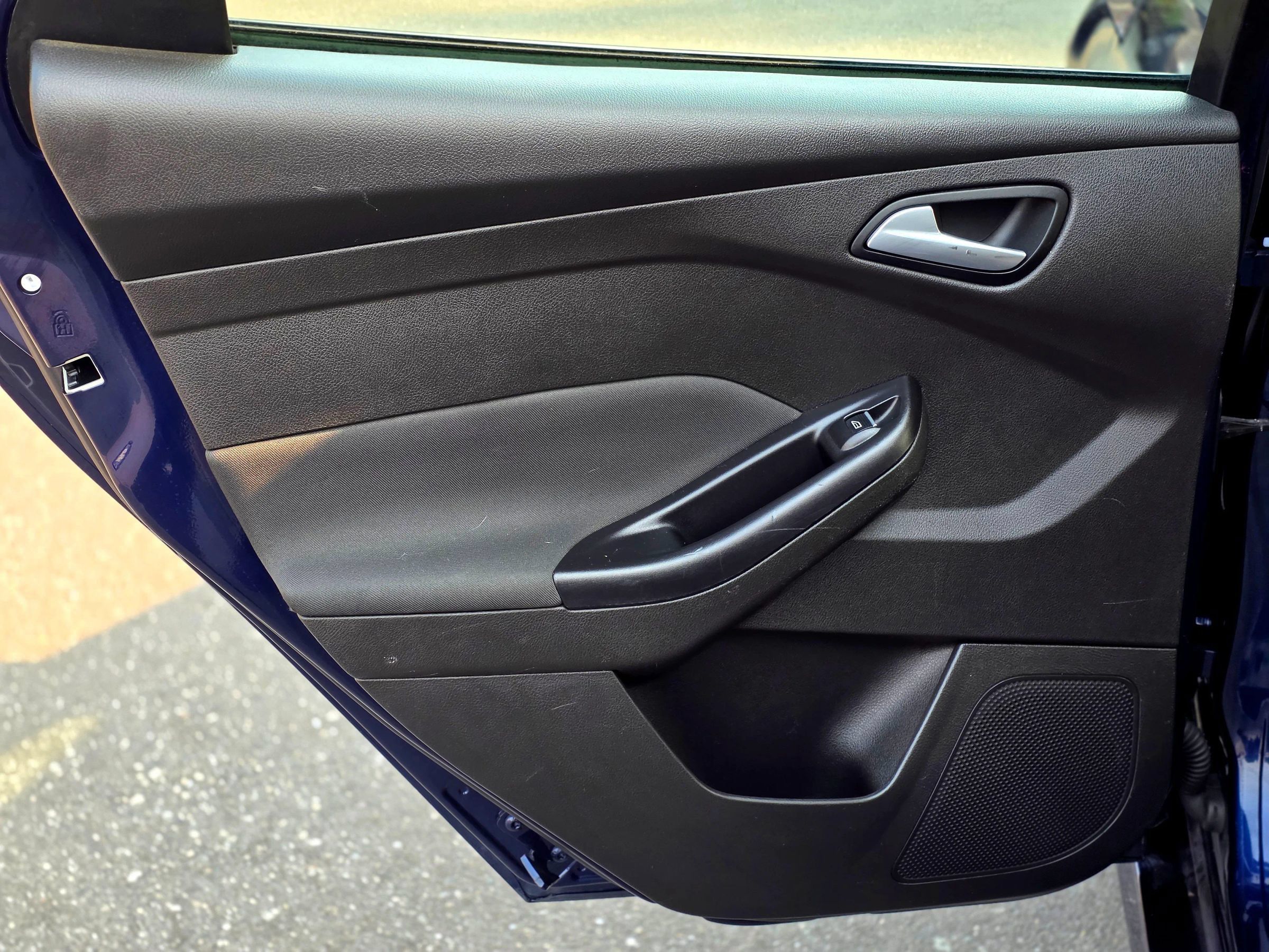 Used 2016 Ford Focus ST FWD image 37