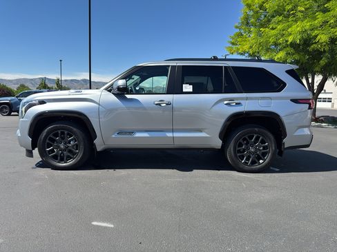 New 2026 Toyota Sequoia Platinum AWD/4WD image 4