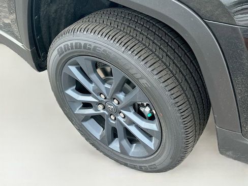 New 2026 Jeep Grand Cherokee L Limited AWD/4WD image 40