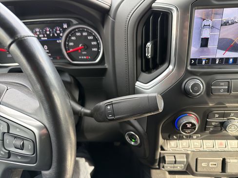 Used 2022 Chevrolet Silverado 2500 LTZ w/ LTZ Premium Package image 26