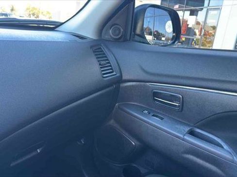 Used 2024 Mitsubishi Outlander Sport ES image 21