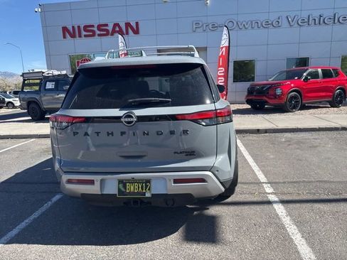 Used 2024 Nissan Pathfinder Platinum w/ Lighting Package (N92) image 2
