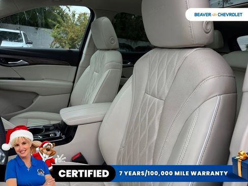 Used 2022 Buick Envision Avenir w/ Technology Package II image 35