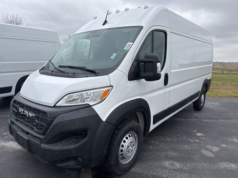 Used 2024 RAM ProMaster 2500 image 3
